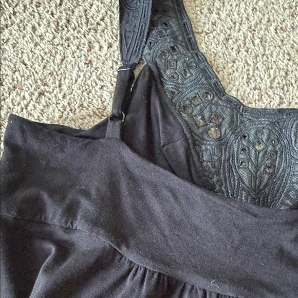 BCBGMaxAzria Black Lace Accent Tank Top - Picture 6 of 9